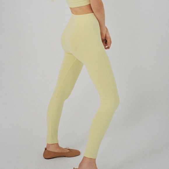 Zara Yellow Workout Set (2 Piece Set) - Picture 2 of 8